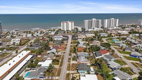 $355,000 | 14 Essex Drive, Ormond Beach, FL 32176