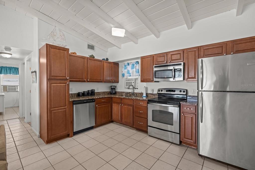 14 Essex Drive Ormond Beach, FL 32176 - Photo 10 of 36