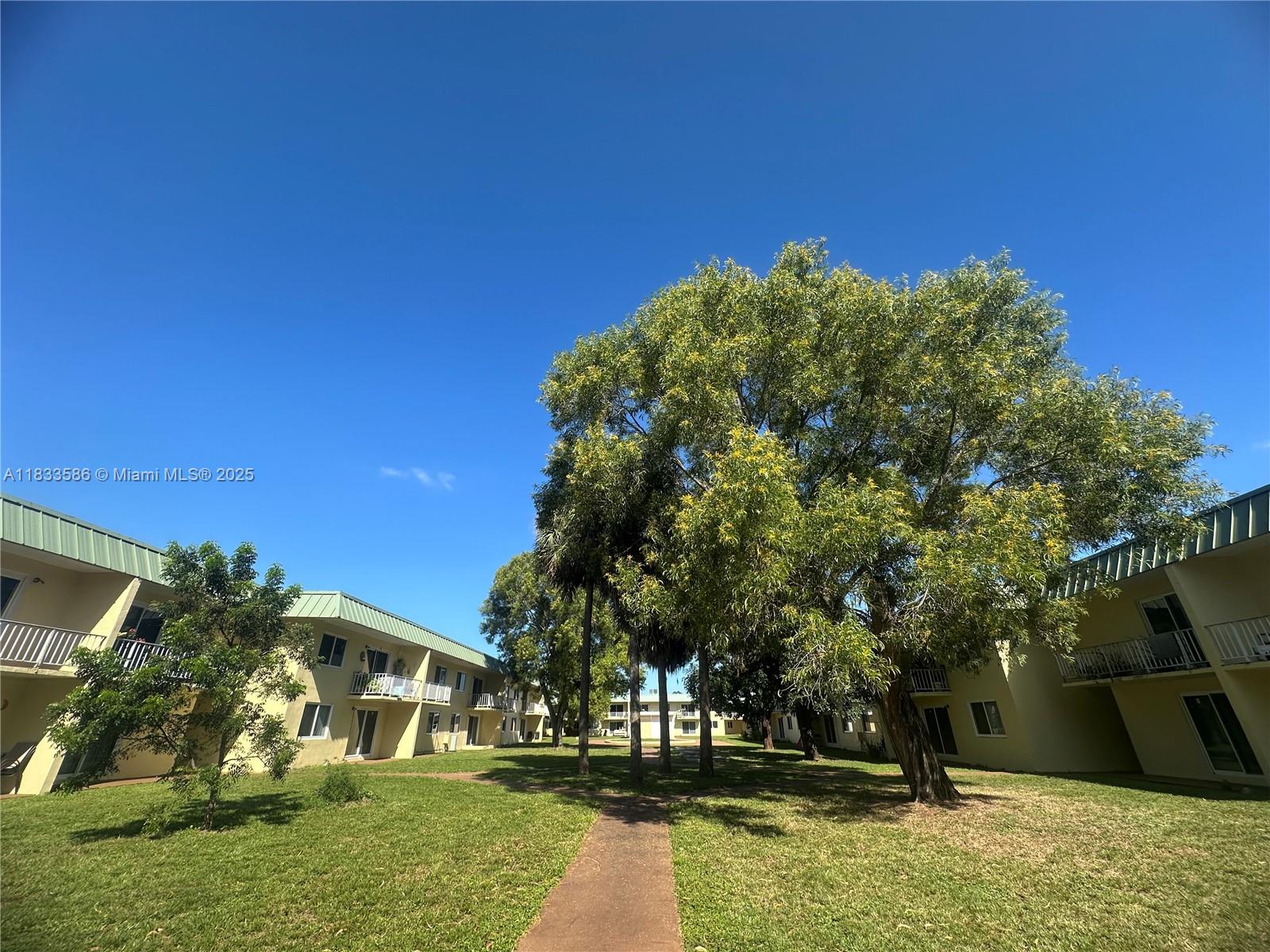 505 Northwest 177th St Unit 139