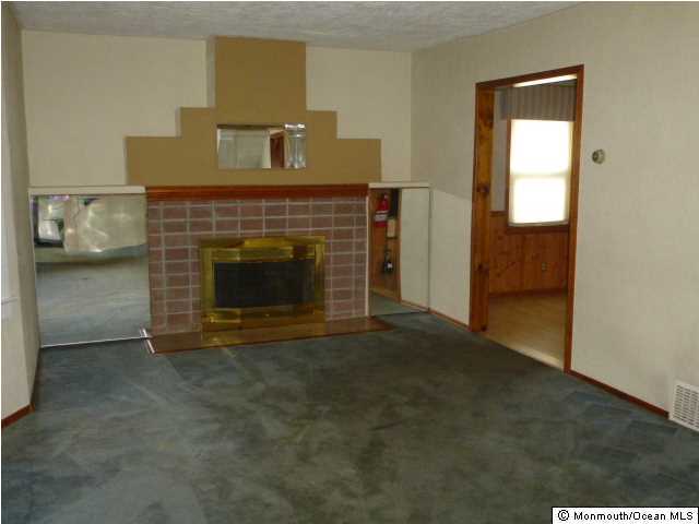 442 Ewingville Road Ewing, NJ 08638 - Photo 2 of 3 Additional Photo