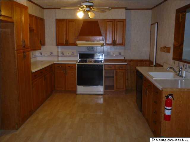 442 Ewingville Road Ewing, NJ 08638 - Photo 3 of 3 Additional Photo