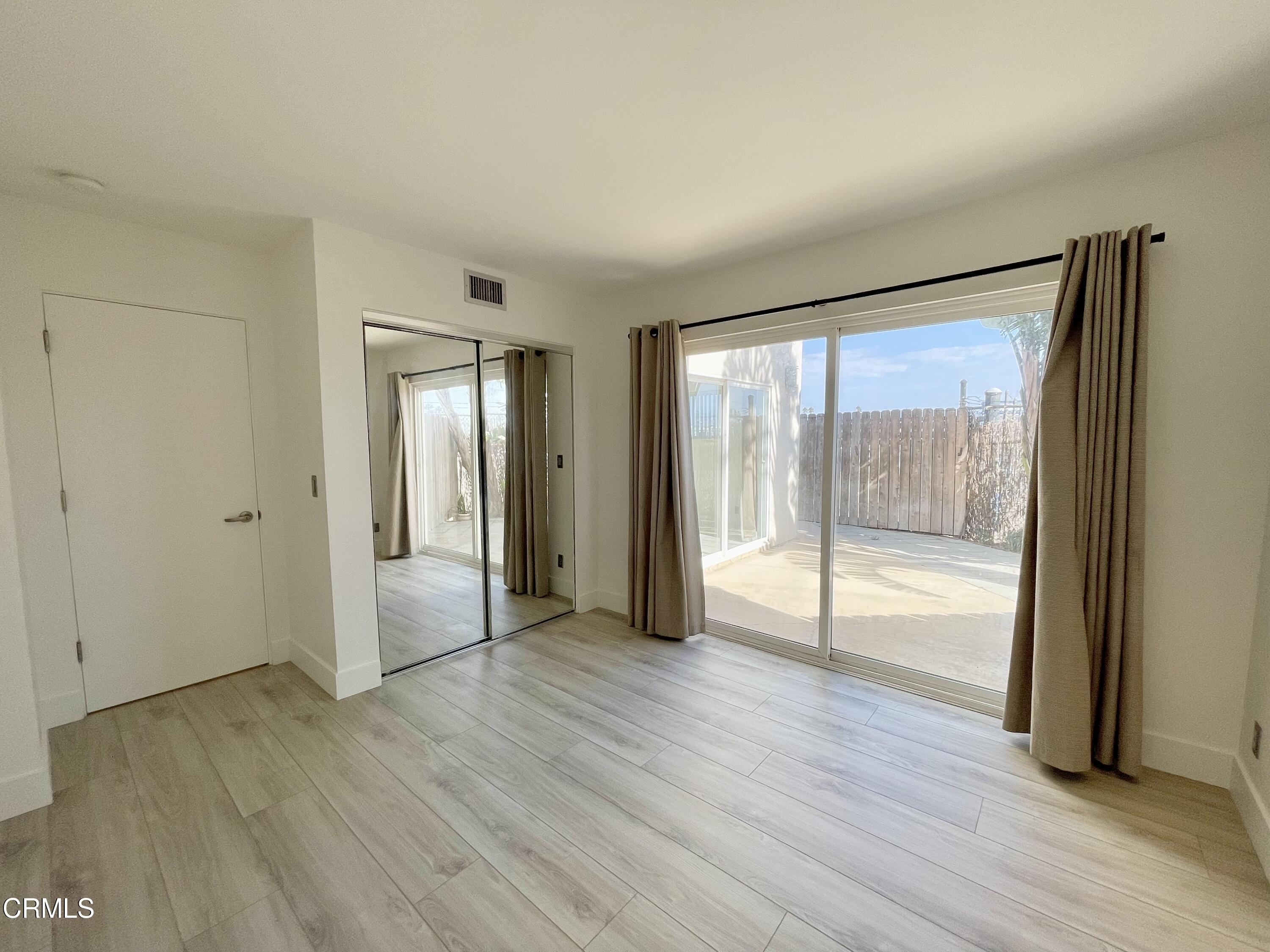 333 Lakeshore Drive, Unit LOWR Oxnard, CA 93035 - Photo 14 of 23 Bedroom 2