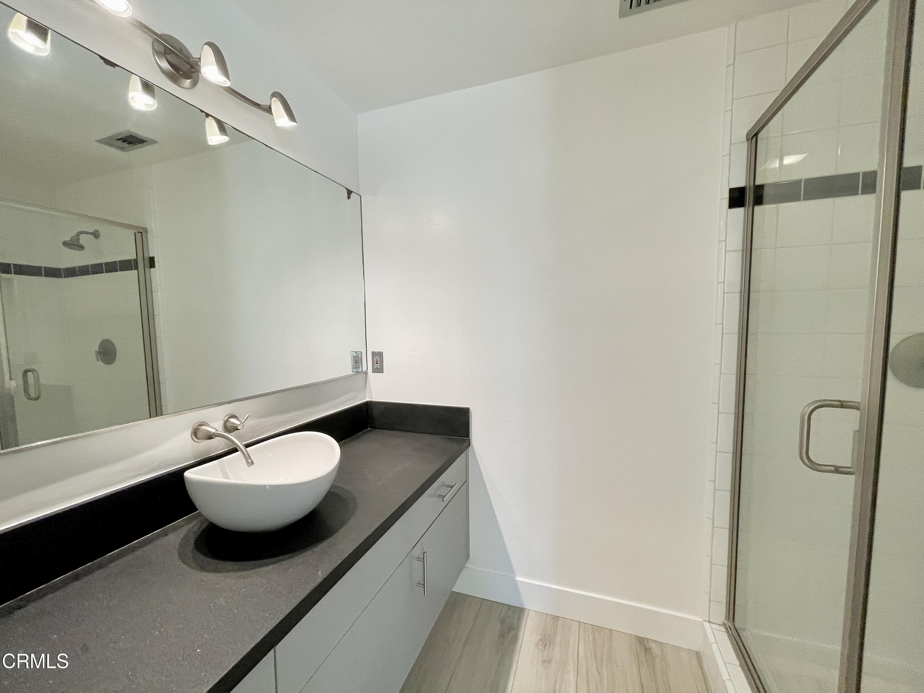 333 Lakeshore Drive, Unit LOWR Oxnard, CA 93035 - Photo 17 of 23 bathroom 2