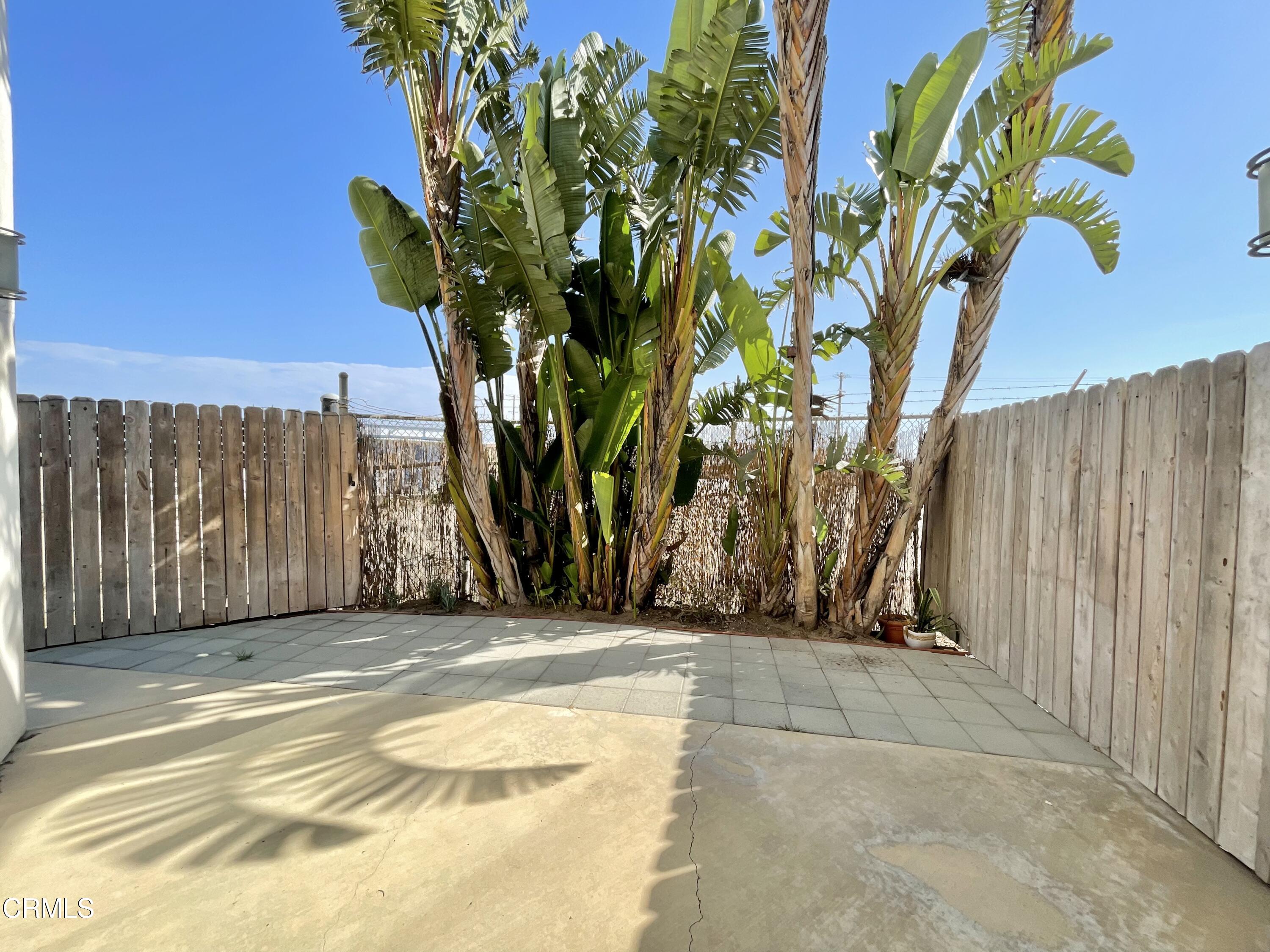 333 Lakeshore Drive, Unit LOWR Oxnard, CA 93035 - Photo 23 of 23 Backyard