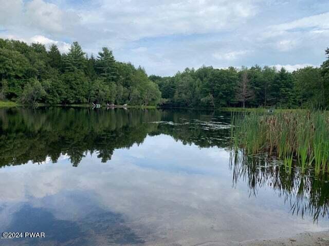 138 Winfield Road Hawley, PA 18428 - Photo 33 of 38 Huggy Bear Lake