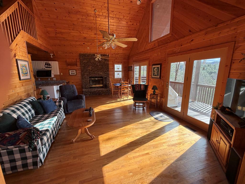 1183 Bear Paw Trail Blue Ridge, GA 30513 - Photo 70 of 73 All Wood Great Room