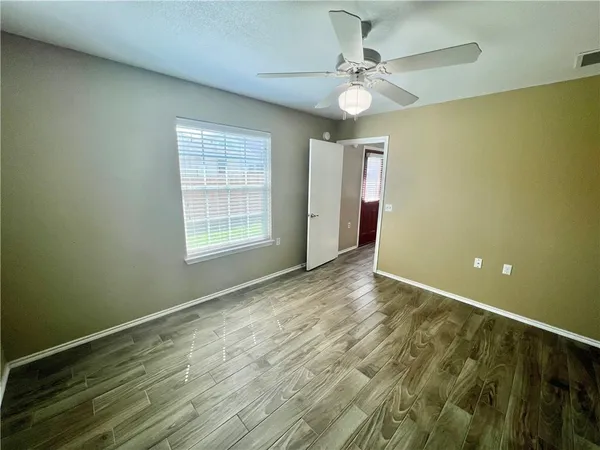 $1,875 | 7813 Duber Lane, Austin, TX 78747