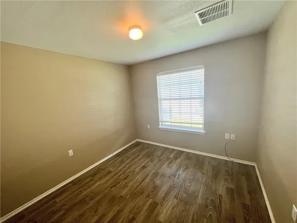 $1,875 | 7813 Duber Lane, Austin, TX 78747