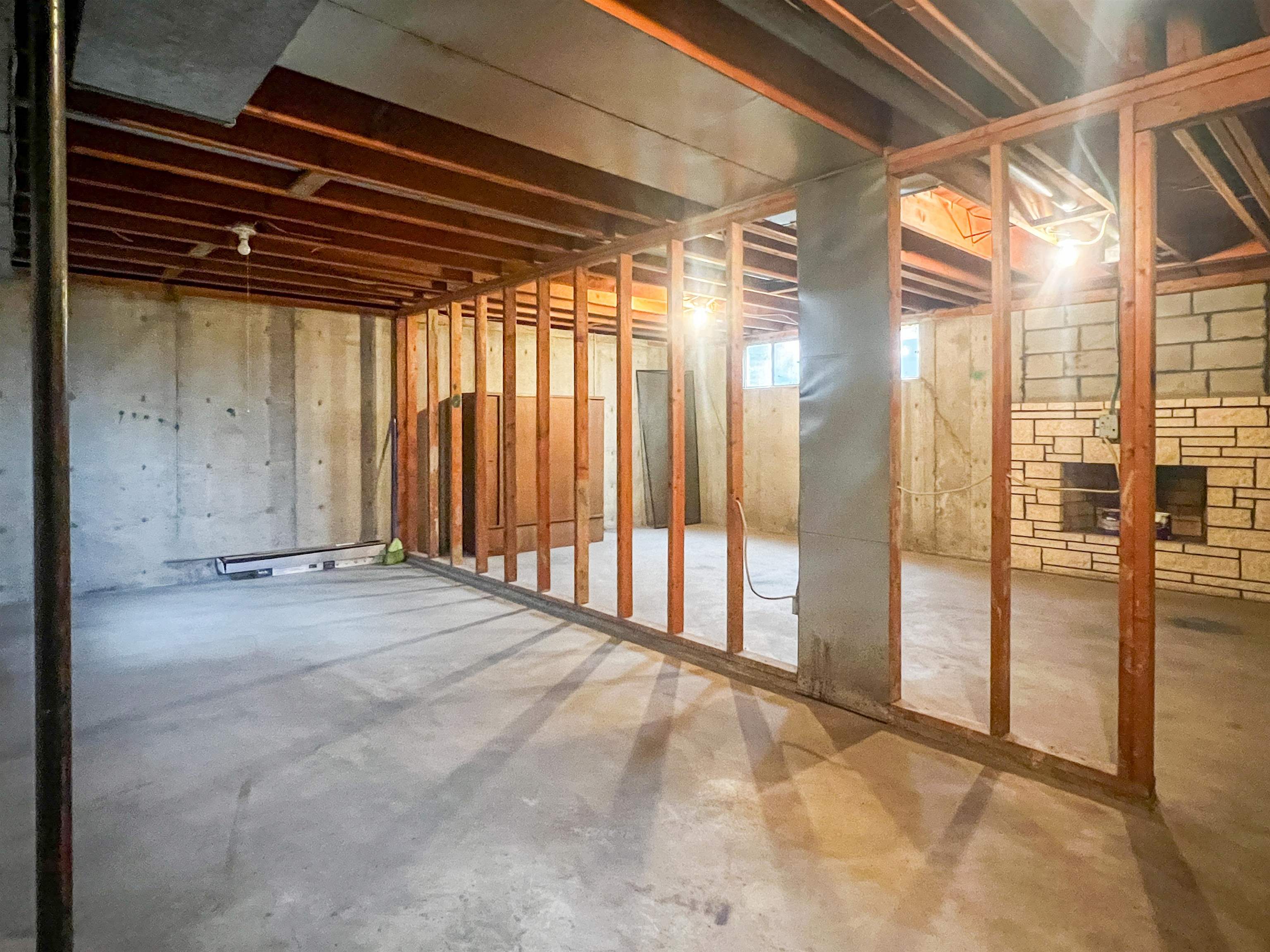 11325 North Post Street Spokane, WA 99218 - Photo 25 of 32