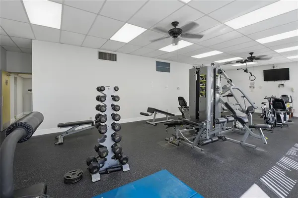 $2,900 | 7540 Bay Island Drive South, Unit 251, South Pasadena, FL 33707