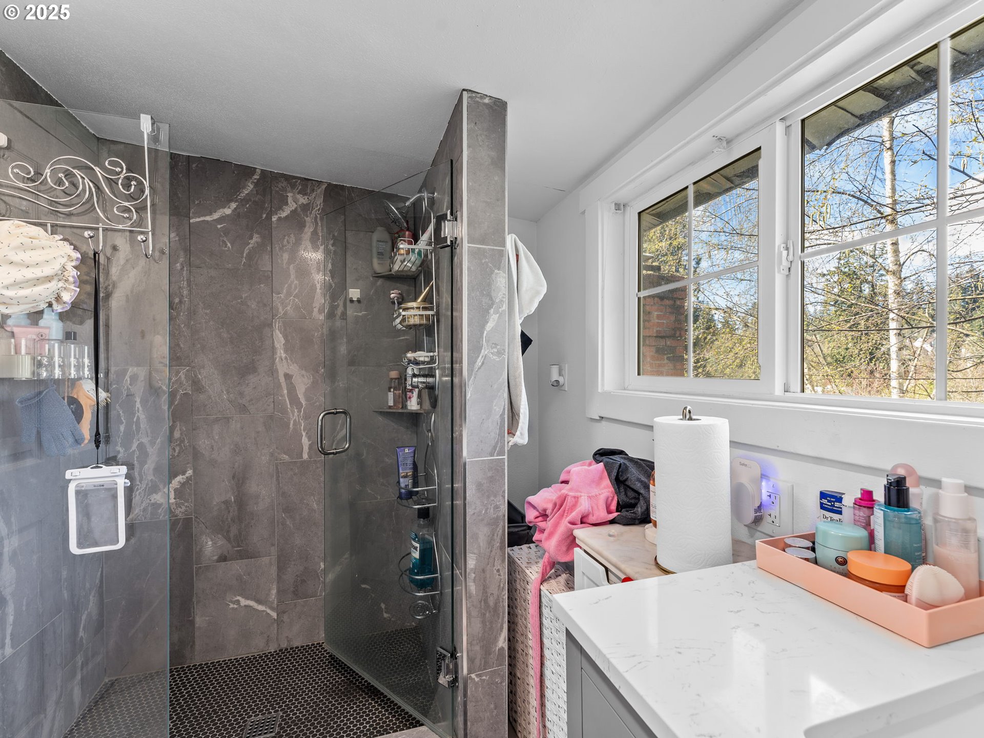 15095 Southwest Weir Road Beaverton, OR 97007 - Photo 22 of 47