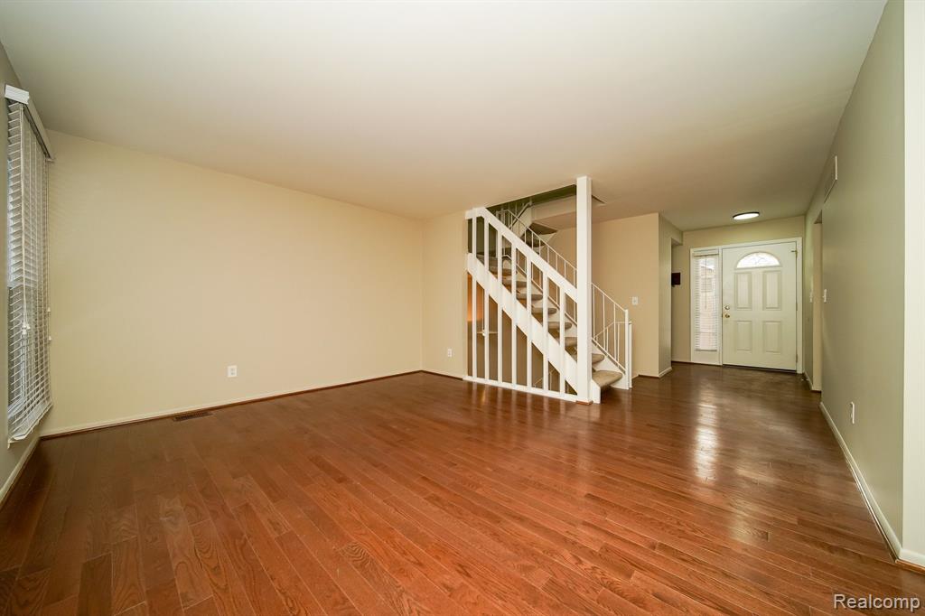 905 Lafayette Court Rochester Hills, MI 48307 - Photo 23 of 65
