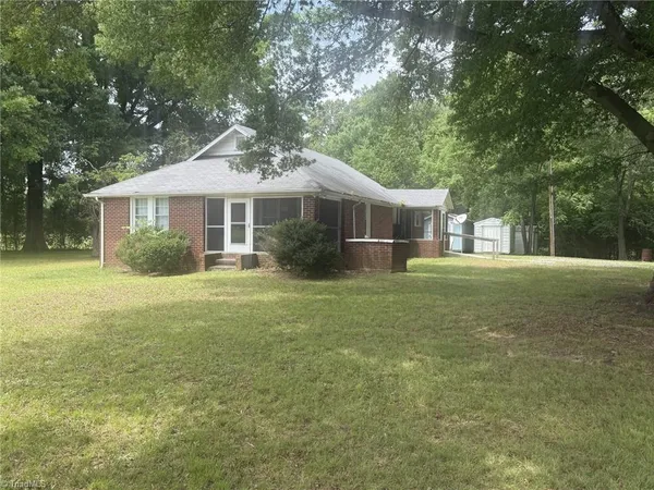 $1,300 | 461 Ogburn Mill Road, Stokesdale, NC 27357
