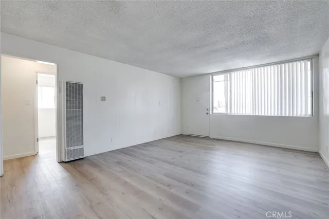 $1,995 | 3430 Elm Avenue, Unit 2, Long Beach, CA 90807