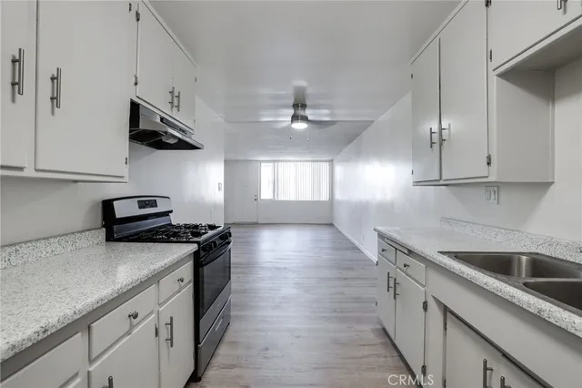 $1,995 | 3430 Elm Avenue, Unit 2, Long Beach, CA 90807