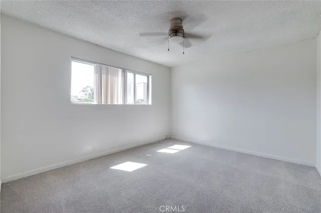 $1,995 | 3430 Elm Avenue, Unit 2, Long Beach, CA 90807