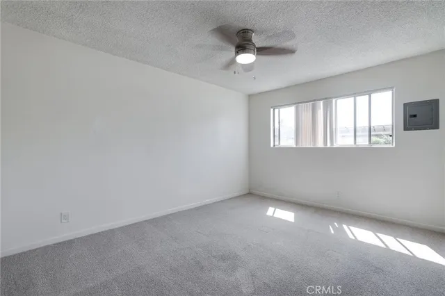 $1,995 | 3430 Elm Avenue, Unit 2, Long Beach, CA 90807