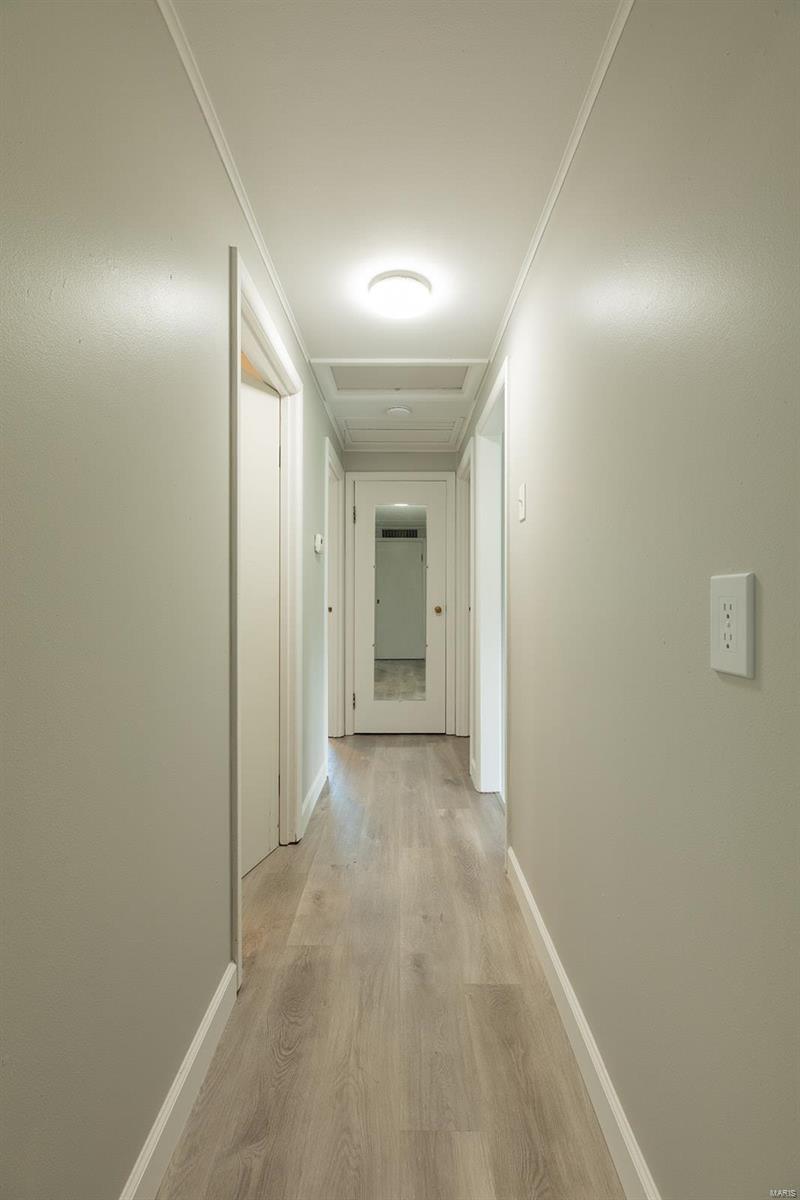 250 Hi Pointe Place East Alton, IL 62024 - Photo 11 of 38