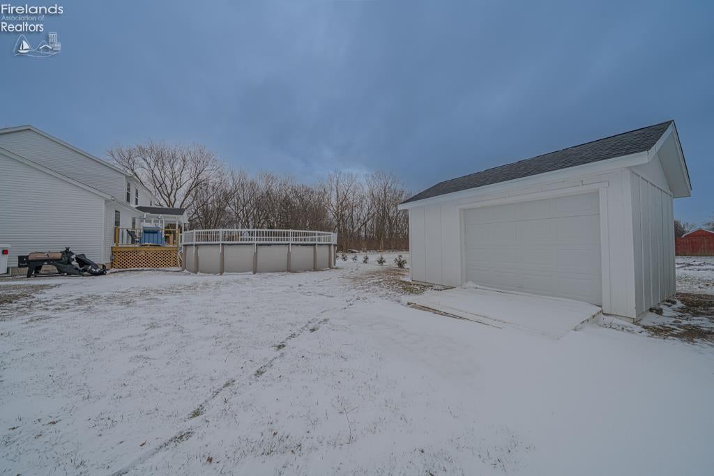 1990 East Lockwood Road Port Clinton, OH 43452 - Photo 29 of 30 Gallery Image 29