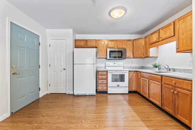 $230,000 | 102 Rita Way, Unit 102, Brunswick, ME 04011