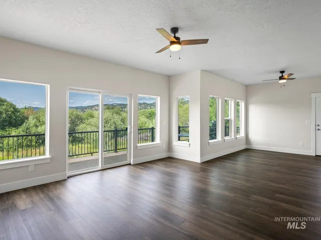 $655,900 | 58 Wapiti Ct Garden Valley, Garden Valley, ID 83622