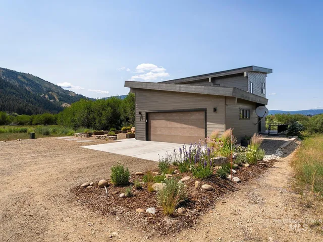 $655,900 | 58 Wapiti Ct Garden Valley, Garden Valley, ID 83622