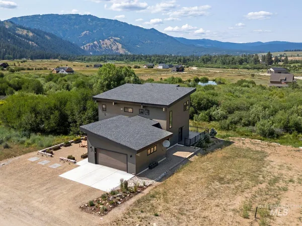 $624,900 | 58 Wapiti Ct Garden Valley, Garden Valley, ID 83622