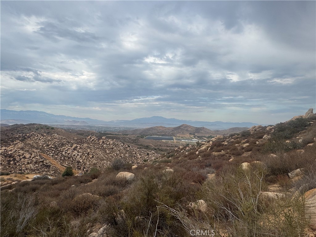 1 La Barranca Road Perris, CA 92570 - Photo 3 of 14 a view of a city with green space