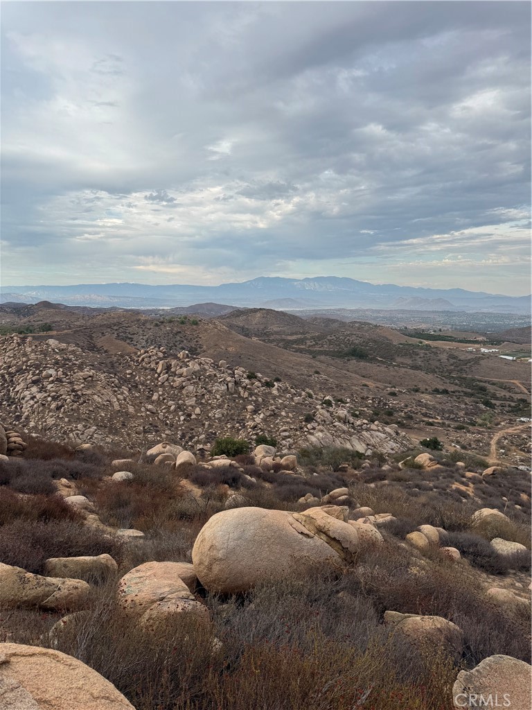 1 La Barranca Road Perris, CA 92570 - Photo 6 of 14
