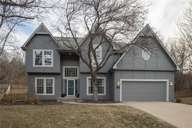 $439,000 | 5805 Northeast Ruby Court, Lee's Summit, MO 64064