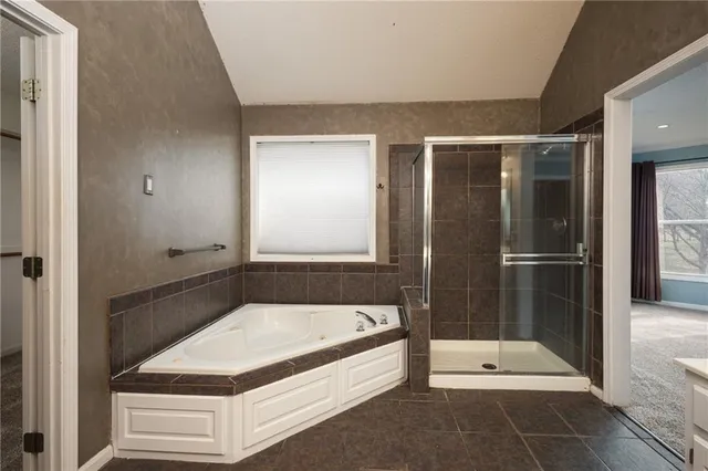 $439,000 | 5805 Northeast Ruby Court, Lee's Summit, MO 64064