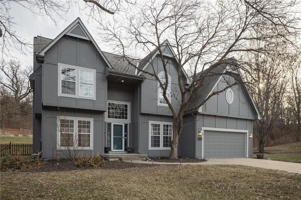 5805 Northeast Ruby Court Lee's Summit, MO 64064 - Photo 3 of 63