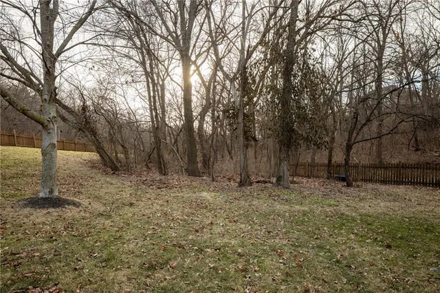 $439,000 | 5805 Northeast Ruby Court, Lee's Summit, MO 64064