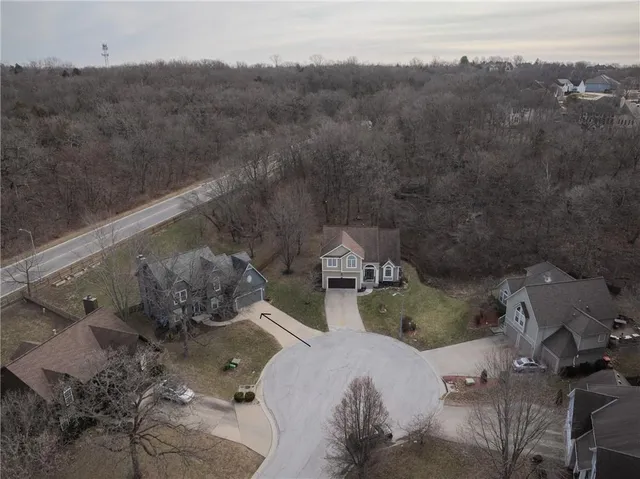 $439,000 | 5805 Northeast Ruby Court, Lee's Summit, MO 64064