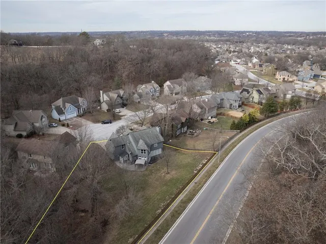 $439,000 | 5805 Northeast Ruby Court, Lee's Summit, MO 64064