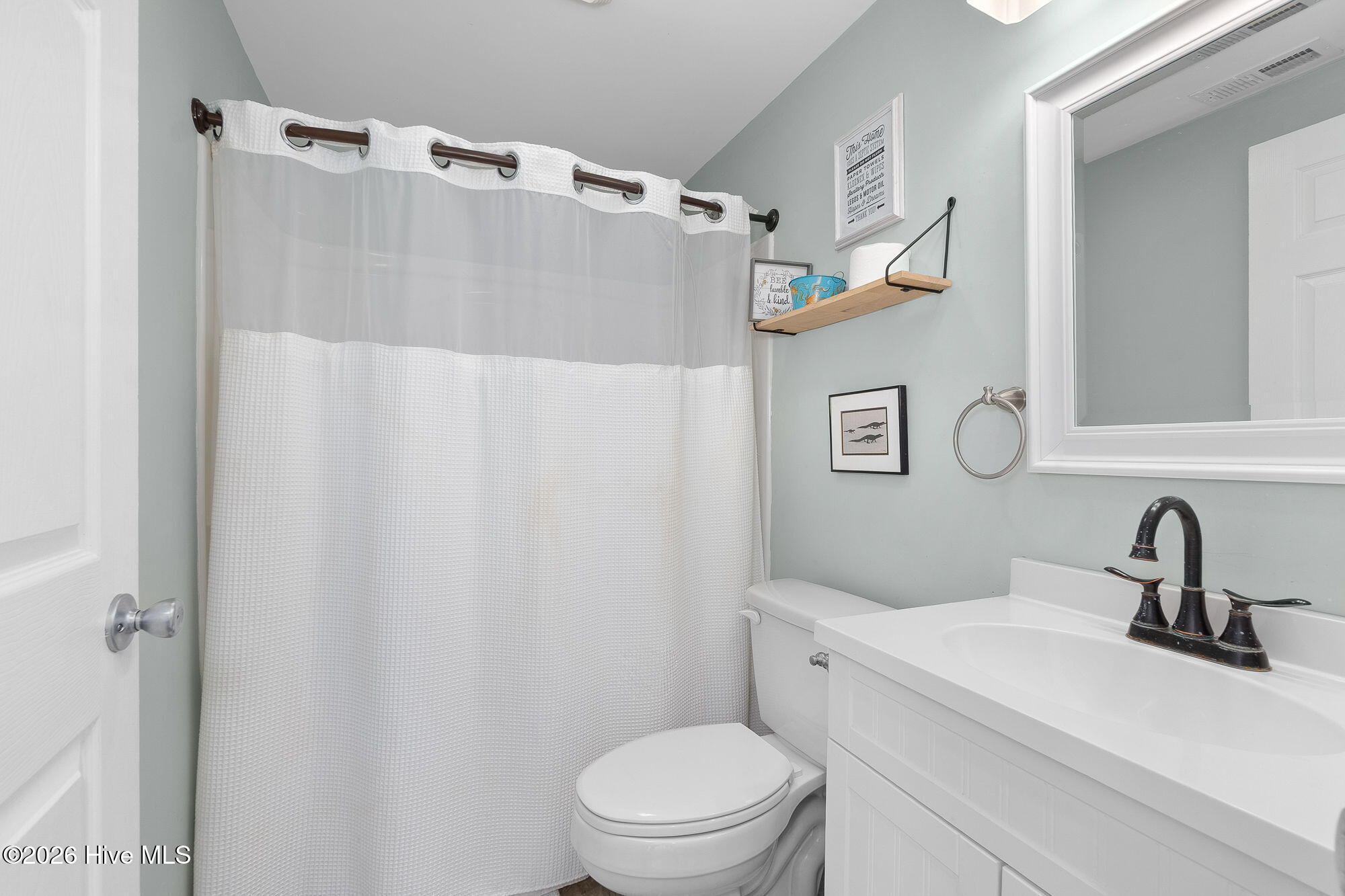 105 Sandy Landing Road Cedar Island, NC 28520 - Photo 26 of 46 Bath