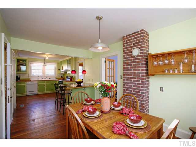 2316 Chapel Hill Road Durham, NC 27707 - Photo 16 of 23 Spacious and open - great for entertaining!