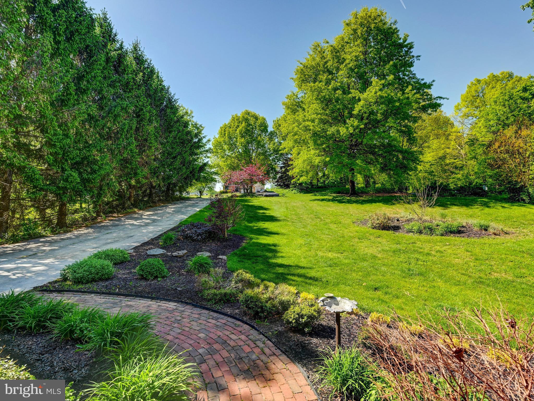 1302 Naugahyde Road Westminster, MD 21157 - Photo 3 of 43 LUSH LANDSCAPING