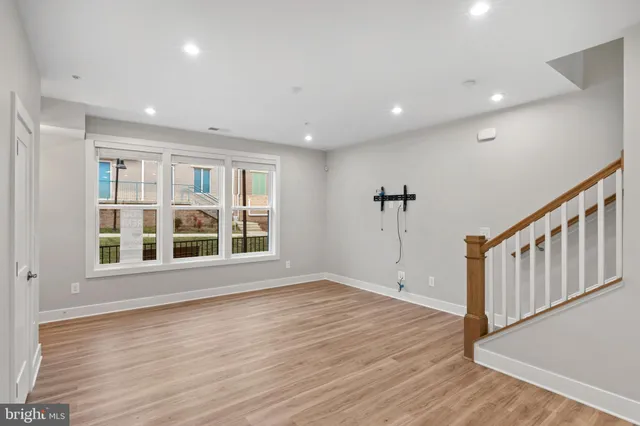 $3,500 | 1704 Bandit Loop, Unit 20A, Reston, VA 20190