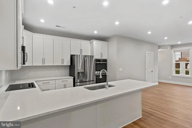 $3,500 | 1704 Bandit Loop, Unit 20A, Reston, VA 20190