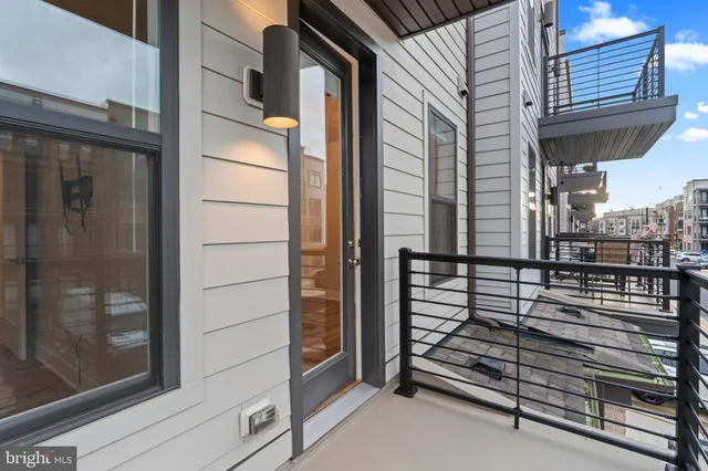 $3,500 | 1704 Bandit Loop, Unit 20A, Reston, VA 20190