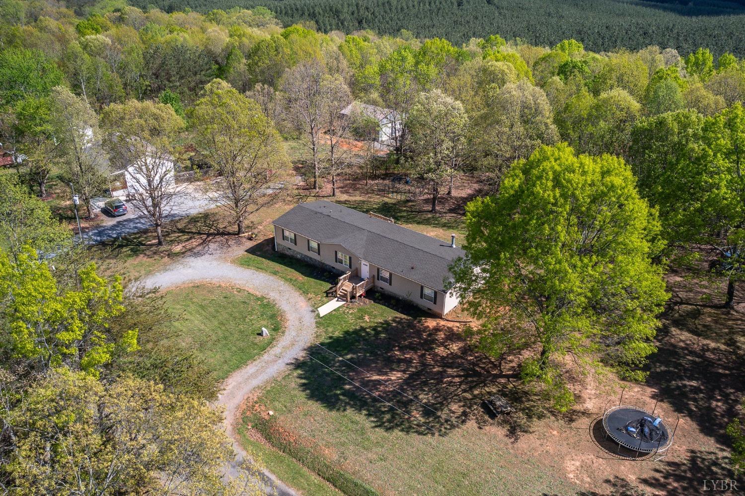 53 Swan Creek Road Gladys, VA 24554 - Photo 5 of 53 Gallery Image 5