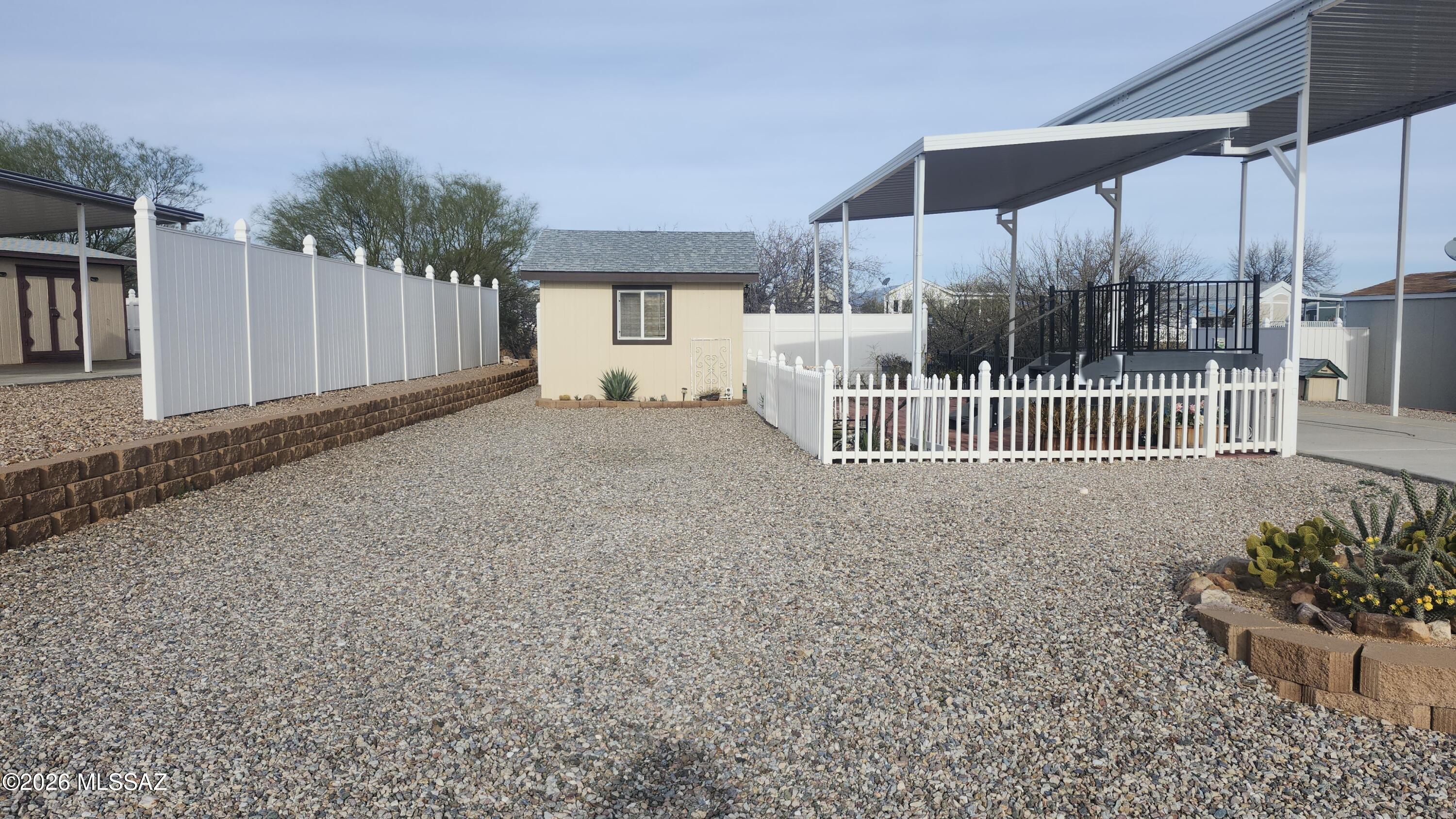 1030 Barrel Cactus Ridge, Unit 28 Benson, AZ 85602 - Photo 4 of 6 Parking area
