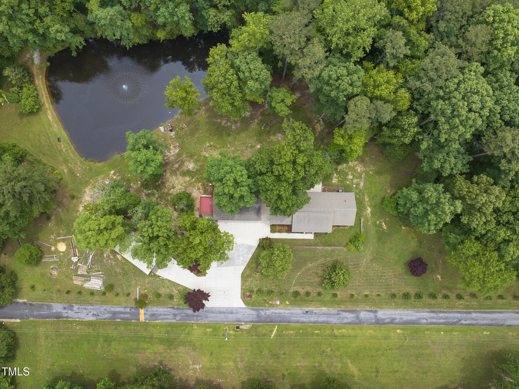 2913 Escondido Farm Road Garner, NC 27529 - Photo 31 of 40 DJI_20240513132101_0018_D (3)