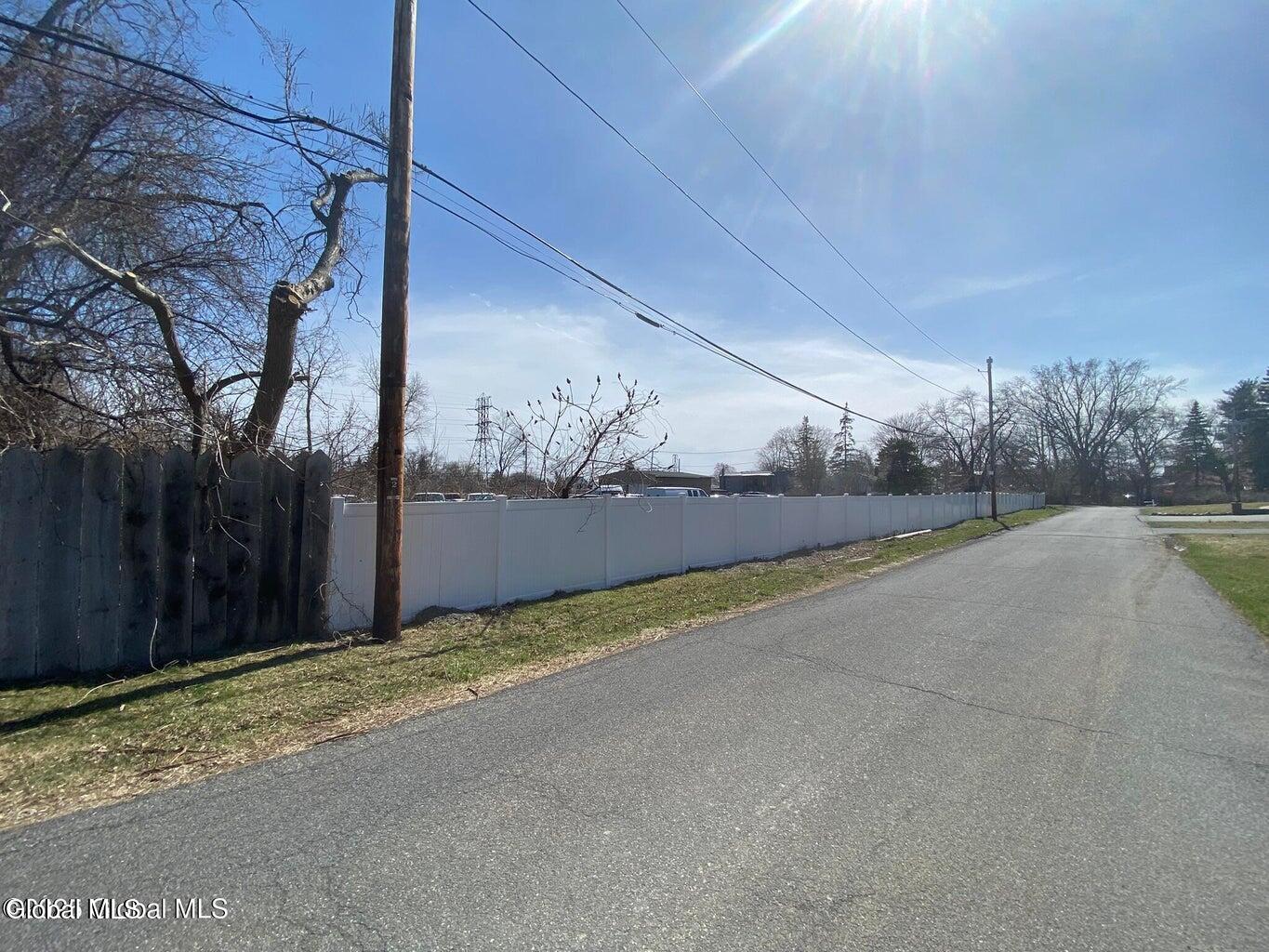 2 Undine Street Colonie, NY 12205 - Photo 12 of 21 20250411144950895840000000-o