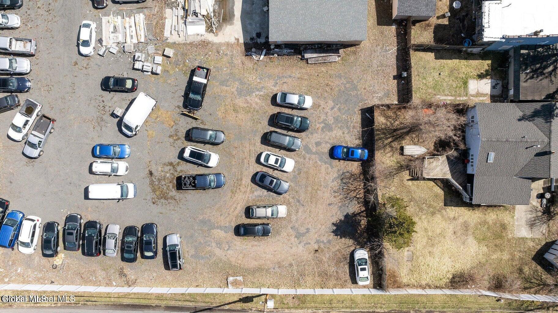 2 Undine Street Colonie, NY 12205 - Photo 9 of 21 20250411144922304973000000-o