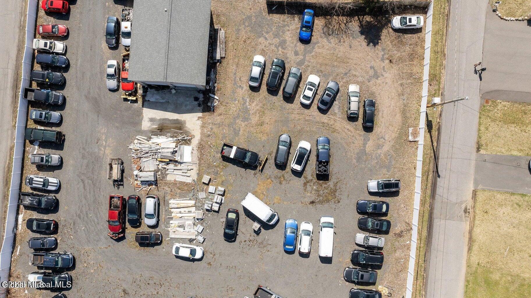 2 Undine Street Colonie, NY 12205 - Photo 10 of 21 20250411144927806991000000-o