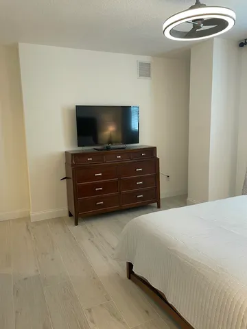 $4,350 | 600 South Dixie Highway, Unit 555, West Palm Beach, FL 33401