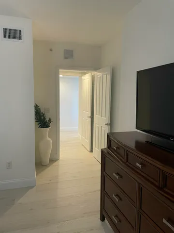 $4,350 | 600 South Dixie Highway, Unit 555, West Palm Beach, FL 33401