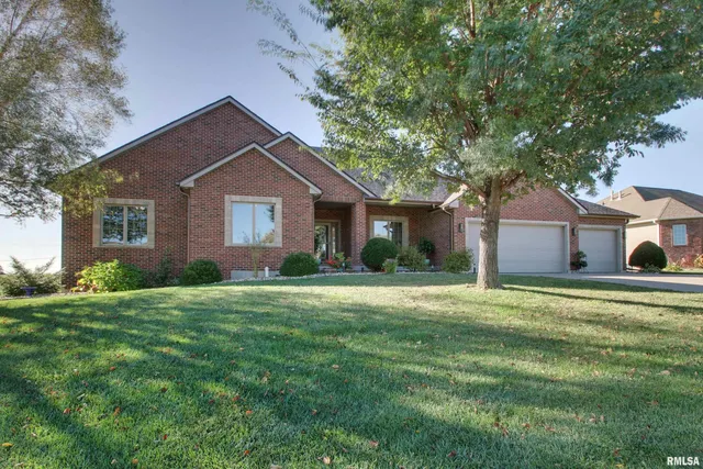 $575,000 | 4714 Caleb Lane, Quincy, IL 62305